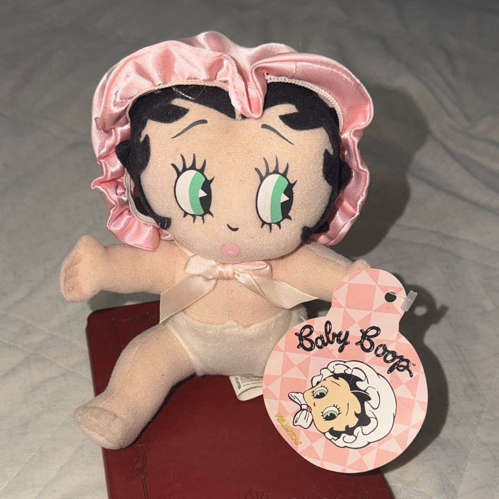 Kellytoy Baby Boop Plush with Pink Bonnet